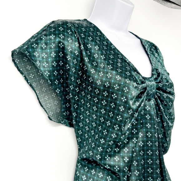 Apt 9 Emerals Green & Blue Boho Silky Princess Cut Flutter Sleeve Kimono Top - Picture 5 of 6